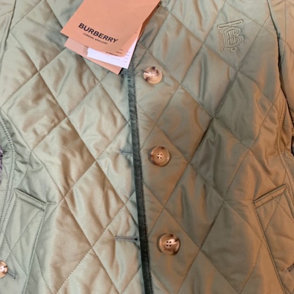 NWT Auth Burberry Fernhill Quilted Check XXS - Picture 2 of 10